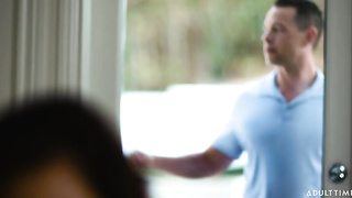 M y Y o u n g e r L o v e r 2023.02.06 Freya Parker Lets Focus On Us XXX