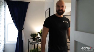 B a n g S u r p r i s e 2023.02.21 Bailey Brooke XXX