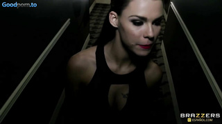 PENETRANDO A LA SEÑORITA JENSEN