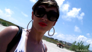 Fuck my wet pussy outside