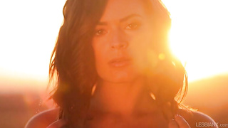 XXX L e s b i a n X 2023.04.05 S ophia Burns And Dh arma Jones XXX