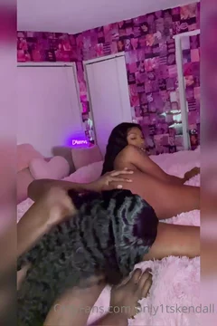 Glamazon Chanel Fucks TS Kendall