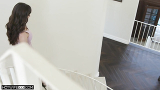 Lexi Luna oil lexi-luna-lexi-uses-her-husband-s-friend-hotwifexxx_720p