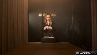 Latina A Weird Encounter