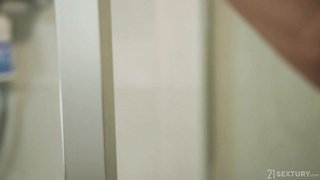 Teen babe Anal loving Mature Beauty