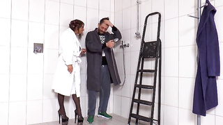 Sexy Susi get's some cum in the bathroom