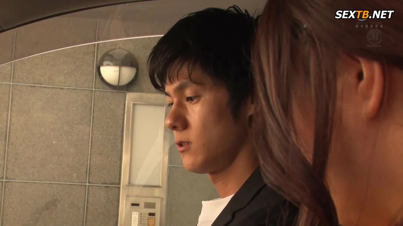 A woman with a knowing smile ready for anything