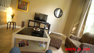 Marilyn Mansion - Slutty Stepsister Gets Shamed (28.12.2018)