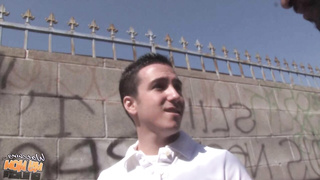 Mamá folla enfrente de mi. Tremendo pollon que se come- Julia Ann