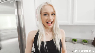 Scarlett Hampton loves big dicks