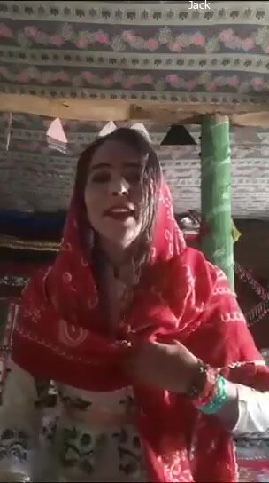 Desi Beautiful Sexy Paki Pashto Girl Showing