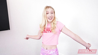 Free Porn Kallie Taylor Eager Stepdaughter Wants To Fuck In The Gym XXX