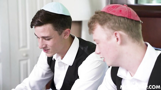 Porn Free Mandy Waters And Spencer Scott Breaking The Fast XXX