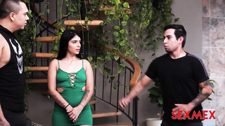 Seduciendo a mi hermana