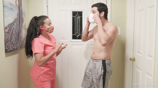 Jolla pr Latina_nurse_gets_ho...amster_4