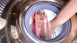 Peachgardens- My Stupid Stepsister Stuck in a washing machine and got my big dick stuck in it