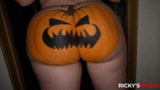 Fat Abigaiil in Big Ass Halloween Pumpkin 2023