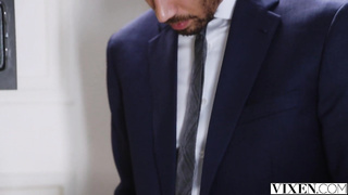 Lilly Bell - Cash Cash Money [VIXEN]