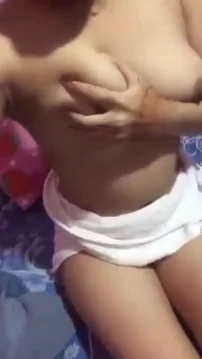 Indian girl after bathing play with her pussy
