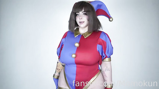 Cosplayer Pomni fuck dildo