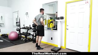 TheRelWorkout - Hot Sexy Personal Assistant Fucks Her Client
