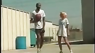 mr 18 play hoops and bang blonde