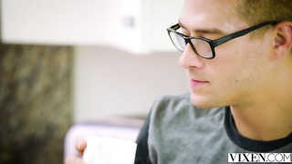 Roommate Seduction - Cutie Tiny