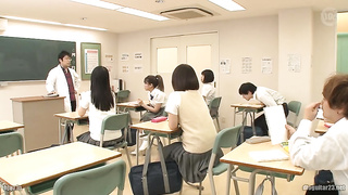 [RTP-073] The transfer student who came to our class is unexpectedly black!?! Unable to forget the i