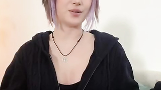 v y l e r r i a . s m o k i n g