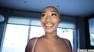 Thick Ass Daphne primer masaje