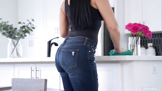 Stepmom Is Ready For Breeding Season - Sheena girl & Rion xvideo