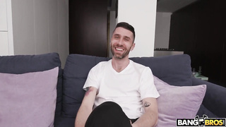 XXX Mia FindsThe Bang Bros House - Mia Trejsi, Mad Bundy