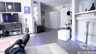 Alina López- step daughther