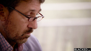 Crystal Rae - 18 Years Old Tries Her First Interracial [BLACKED]