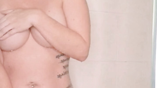 Y O U . P E R V . I M . S H O W E R I N G