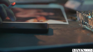 Pornstar fucked by her security.