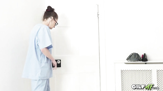 GILF XXX Videos 2024.05.19 Scarlet Louise XXX