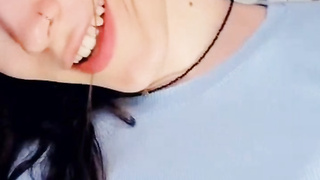 Webcam Chick ; Follow_The_Dream