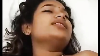 TAMIL CUTE WIFE FINGERING HER FACIAL EXPRESSIONS WILL MAKE YOU HORNY