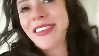 Ariella Ferrera outdoor