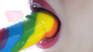 This lollipop is REALLY good