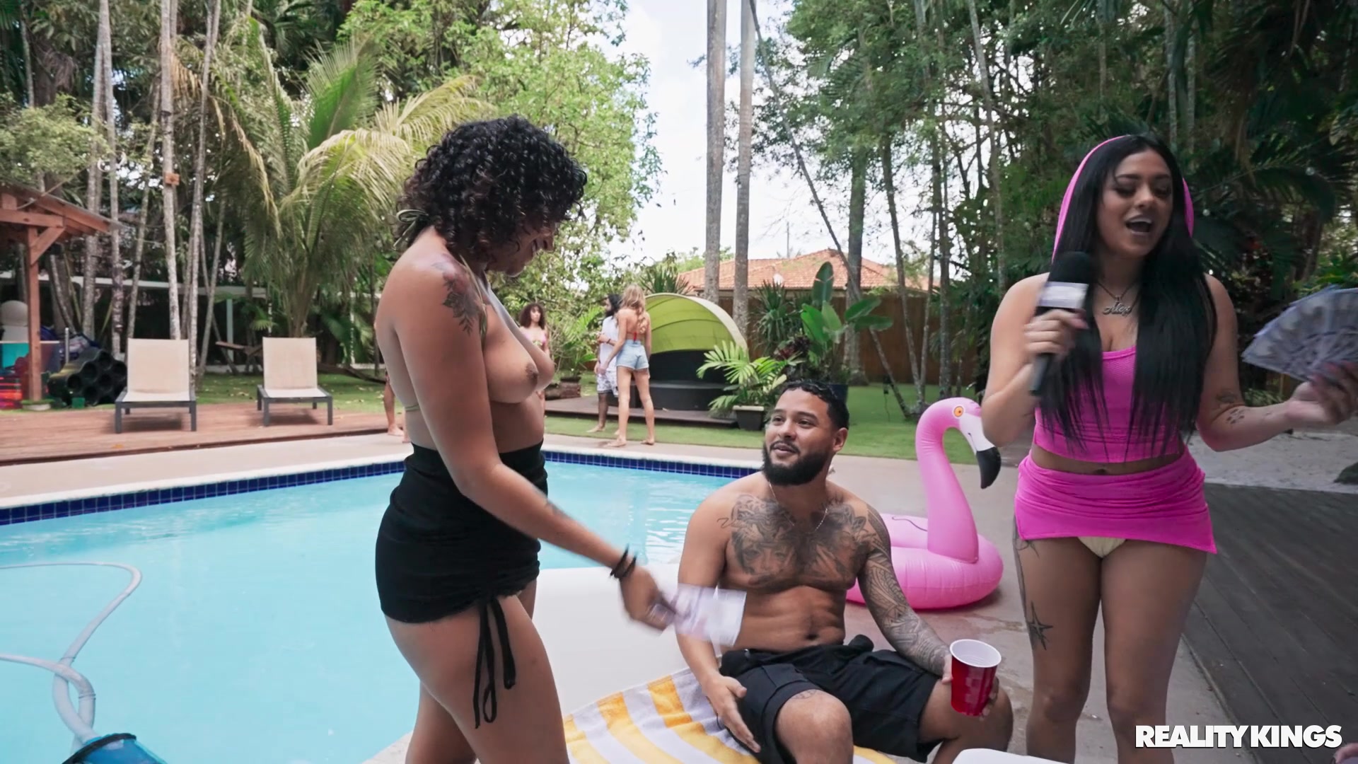 Money Talks: Wet And Wild Serena Santos, Kira Perez, Addison Vodka, Alix Avery, Bunny Fae, Ace Bigs,