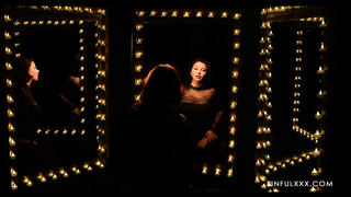 She know how to seduce