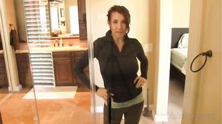 Big tits sister Sexy Girl washing with brother