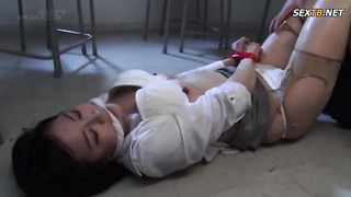 [SDMU-580] Insult Classroom-married Woman Teacher Becomes A Female At Midnight Of The Classroom - Ak