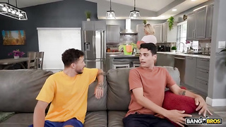 XXX Horny Guys Cum Clean | Jenna Starr, Apollo Banks, Ralph Simmons