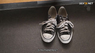 [JUY-656] “Are You Sure You Want To Lose Your Virginity To Me.” A Mother Secretly Helps Her Son’s Fr