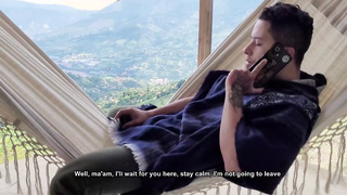 Kourtney Love  La esposa del jefe viene a la finca en busca de polla Sub