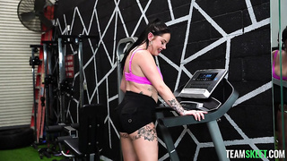 Madalina Moon - Can You Handle A Routine Like This XXX