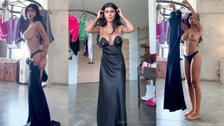 Mia Khalifa Getting Ready Nude On Sexy Dress New XXX Leaked
